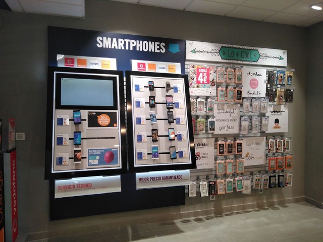 Phone House abre su segunda tienda en el distrito de Ciudad Lineal de  Madrid - Electroimagen