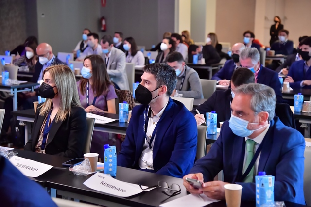 escribe aquí la descripción de la imagen