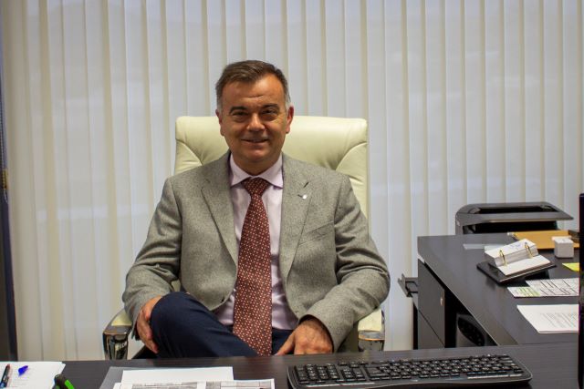 escribe aquí la descripción de la imagen