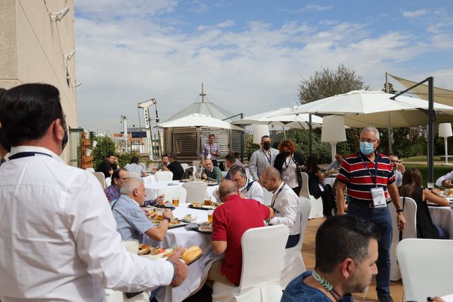 escribe aquí la descripción de la imagen